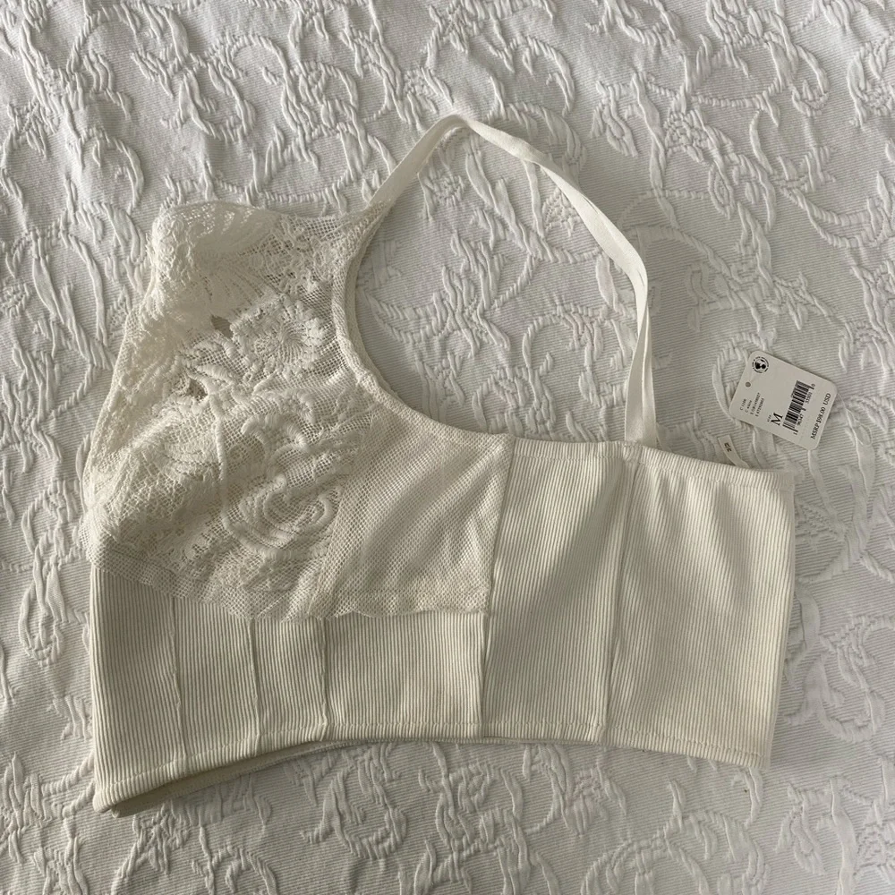 FREE PEOPLE WHITE HAVE MY HEART CROPPED TANK TOP sz. M NWT